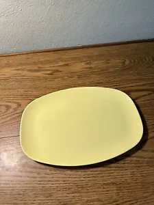 Piatto da portata vintage Melmac oblong 12" x 8,5" ~ giallo melaminico - Foto 1 di 4