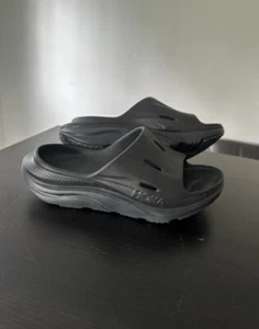 Hoka Ora Recovery 3 schwarze bequeme Damen-Slipper Pantoletten Sandalen Gr: 6 W - Bild 1 von 5