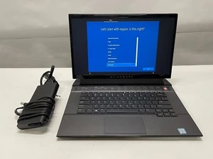 Alienware M15 R7 15.6" 512GB SSD, Intel Core i7-12700H, 16GB RAM RTX3060 "READ" - Picture 1 of 4