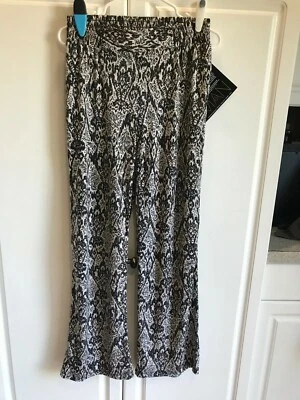 New  COMFY Palazzo Wide Leg Pants Size Medium IMAN Black+ NEW Globali Chic - Image 1 of 4