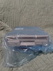 Sony MPF920-Z Floppy Disk Drive - Picture 1 of 5