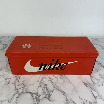 Caja de zapatos vintage Nike MVP malla de algodón talla 11 años 70 logotipo temprano hecho en Japón SOLO EN CAJA Foto 1 de 4