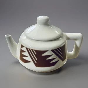 Signierte Indianer Indianerstamm Lakota Sioux Keramik Teekanne. Von Dakotas - Bild 1 von 8