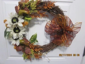 HANDMADE grapevine Fall Wreath for door, leaves, ribbon, flowers and gourds - Picture 1 of 5