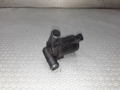 Volkswagen Touareg I 2004 Bomba de agua refrigerante auxiliar eléctrica 7L0965561A 230kW Foto 1 de 3