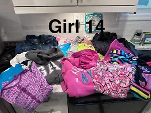 Lotto abbigliamento misto moda bambina taglia 14 top felpe con cappuccio 18 pezzi grandi nomi - Foto 1 di 4