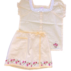 Gymboree vintage 2003 STRAWBERRY PATCH gingham TOP & SKORT 6 - Picture 1 of 3
