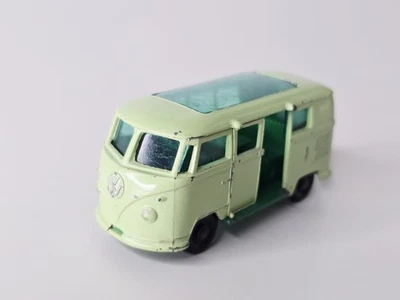 Lesney - Volkswagen VW Caravette #34 Diecast - Falta puerta Foto 1 de 4