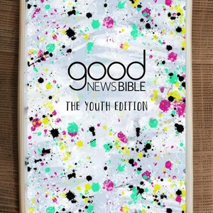 Good News Bible: The Youth Edition: The Youth version Hardcover – 16 Oct. 2018 - Imagen 1 de 6