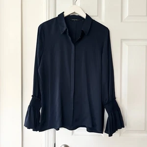 Kobi Halperin marineblau Seide Kragen Glockenärmel Manschette Knopfleiste Bluse Medium - Bild 1 von 10