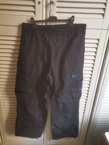 OFF WHITE Pantaloni Nike Off White Limitata