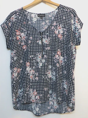 My Michelle 衬衫女式大号多色花卉圆点短袖套衫 — 第 1/4 张图片