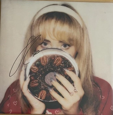Sabrina Carpenter Fruitcake Vinyl Exclusive Signierte Version - Bild 1 von 2