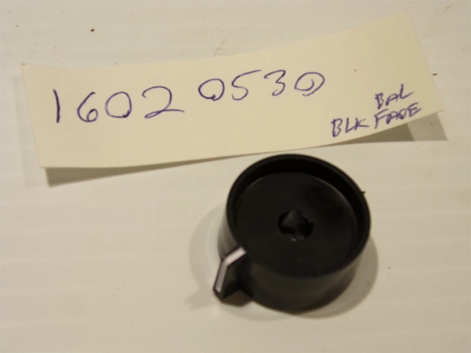 Perilla de control de equilibrio de altavoz de radio Chevrolet 16020530 Corvette Caprice Impala Foto 1 de 1