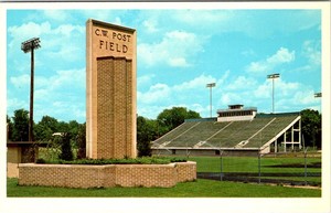 C.W. Post Field, Central High School, BATTLE CREEK, Michigan Postcard - Teich