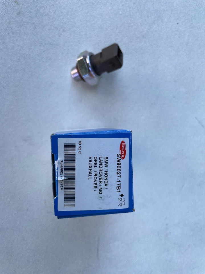Interruptor de presión de aceite de motor Delphi OEM para BMW M3 M5 M6 X3 X5 X6 Z3 Z4 Z8 i3 i3s Foto 1 de 1