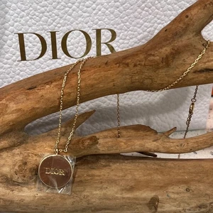 Collana diffusore Dior tono oro nuova con scatola - Foto 1 di 7