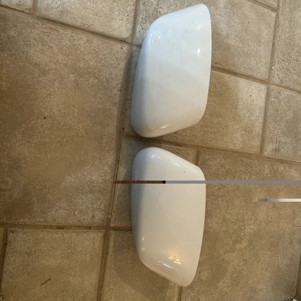 Оригинальный комплект белых крышек для зеркала для компаса Jeep Cherokee / 17-22 слева и справа 14-22 - Изображение 1 из 4