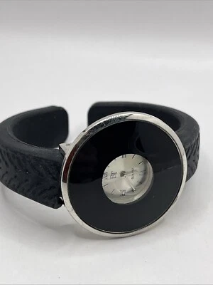 Reloj Brazalete Mujer BT Cuarzo 38mm Estuche Correa Silicona Negra - Batería Nueva Foto 1 de 4