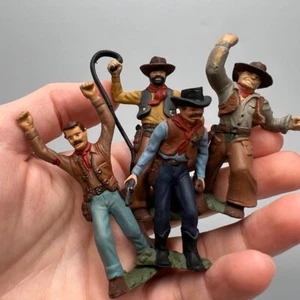 Vintage Kunststoff Figuren Set Soldaten Cowboys 42g gestempelt 2,3" - Bild 1 von 8