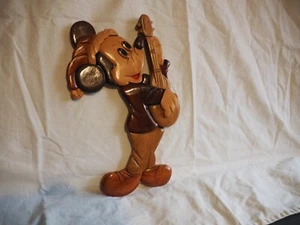 Mickey Mouse Relief - Bild aus Holz, ca. 27 cm x 15 cm x 2 cm - Bild 1 von 4
