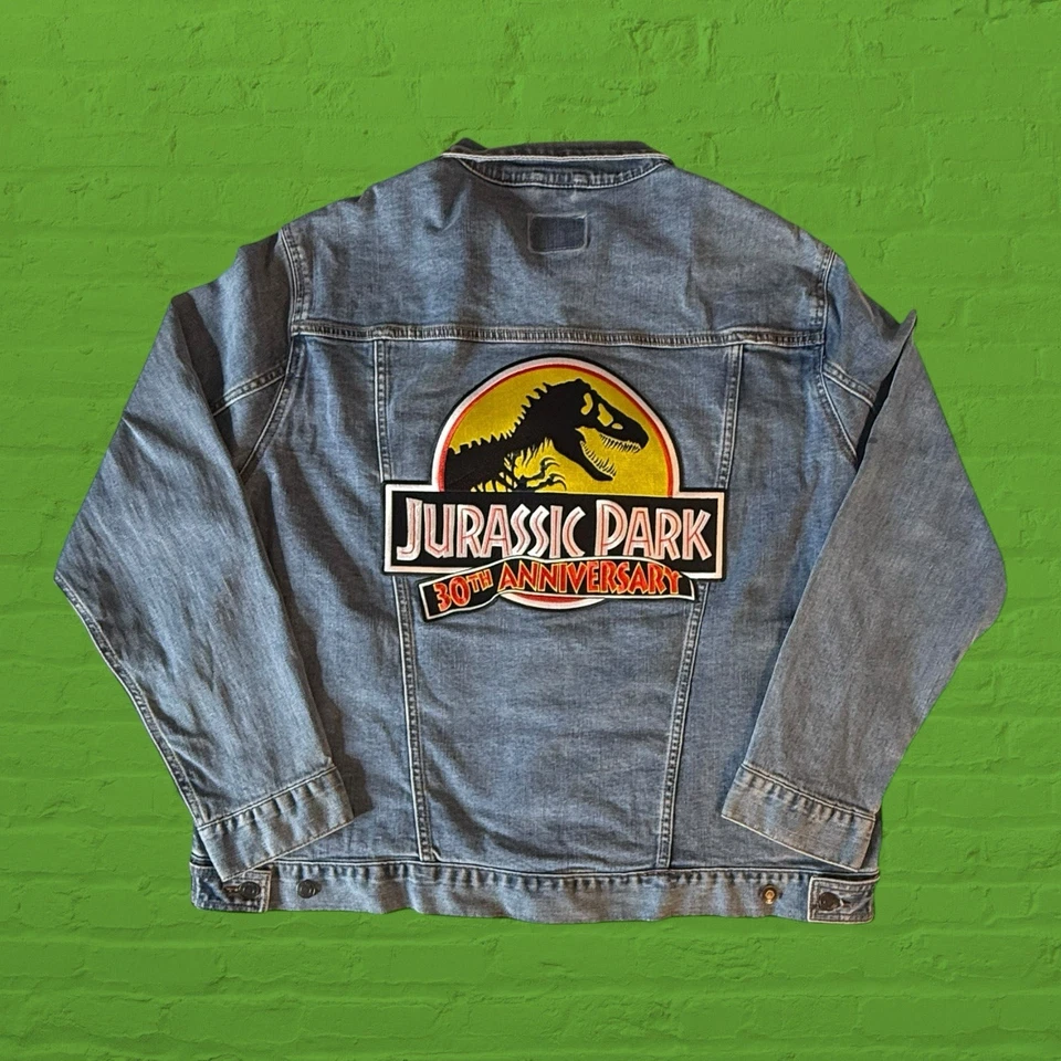 Jurassic Park 30th Anniversary Denim Jacket Universal Studios Exclusive Size 2XL - Image 1 of 2