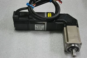 MITSUBISHI  HC-KFS13 / APEX DYNAMICS AB/FR042-S2-P1 40:1 - Picture 1 of 3