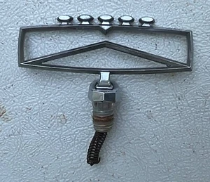 1987-91 FORD CROWN VIC/LTD = Hood Ornament Emblem Used Condition OEM - Bild 1 von 7