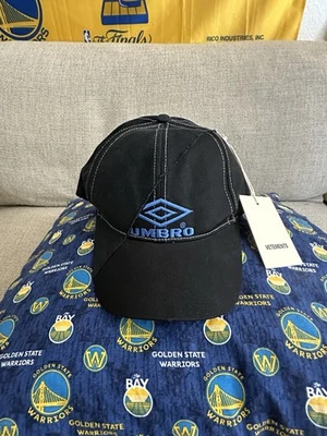 ¡Gorra Umbro X Vetements corte negro! Foto 1 de 4
