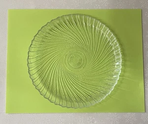 Platos de cena/ensalada vintage Arcoroc 8 piezas Francia Seabreeze remolino de vidrio transparente - Imagen 1 de 6