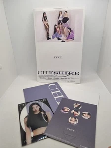 ITZY Album Cheshire 2022 Edition CD Book Mini & Big Posters Fold Box Large K-Pop - Imagen 1 de 9