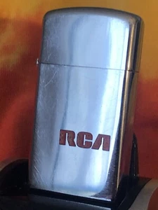 VINTAGE 1972 RCA Records Zippo SLIM Accendino Musica/Televisione Elettronica HPC - Foto 1 di 9