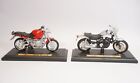2x Vintage Maisto Modell Motorräder BMW R1 100R und Yamaha Vmax auf Sockel