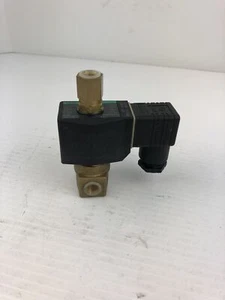 CKD AG4-1-02-2 Solenoid Valve 200V/220V 50/60Hz - Picture 1 of 9
