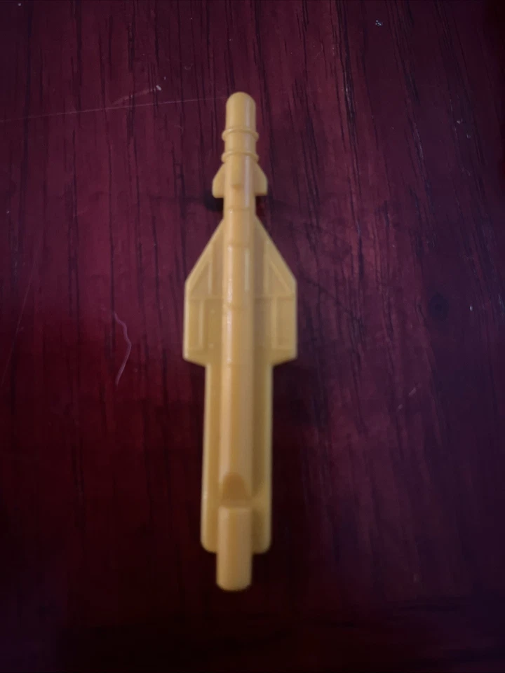 Aliens Space Marine Power Loader Yellow Missile Vintage Accessory Part 1992 - Image 1 of 1
