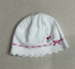 Cappello HANNA ANDERSSON Beanie Bonnet bianco fiori ricamati S PICCOLO 1-3 anni E6 - Foto 1 di 4