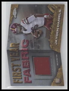 Reliquias de tela cromadas de primer año Jayden Daniels2024 #FYF-JD Topps - Imagen 1 de 2