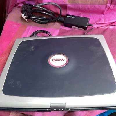 Compaq Presario 2700 CM2110 Model 2715EA Vintage Laptop Windows’s Xp Cheap - Image 1 of 4