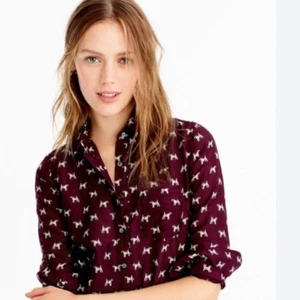 J. Crew Popover Seidenmischung Terrier Print Bluse - Burgunderrot 10 - Bild 1 von 8