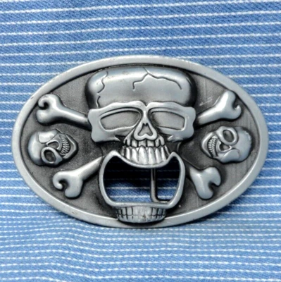 Череп скрещенные кости бутылка открывалка ремня пряжка мотоциклиста Sports Хэллоуин винтажный 90-х.TWY817 - Изображение 1 из 4