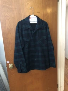 Vintage Pendleton Plaid 100% Virgin Wool Loop Collar Flap Pockets USA Size Large - Picture 1 of 13