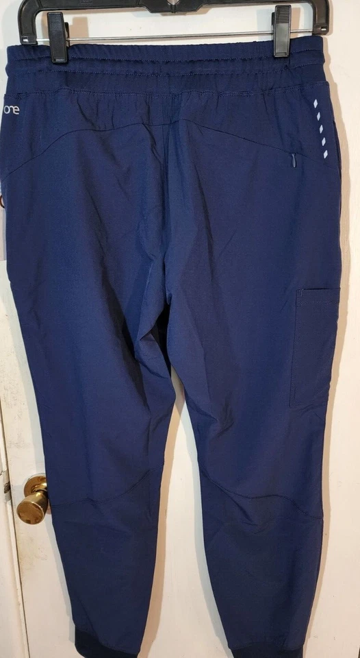 Barco One Women's 3Pocket Perforated Cargo Scrub Joggers Petite Small B163