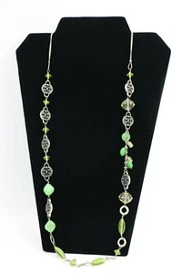 Collar de cuentas y metal estilo bohemio verde J1A vintage Coldwater Creek: 32" de largo - Imagen 1 de 6