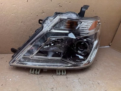 Faro LED izquierdo del lado del conductor Nissan Armada LH 2017 2018 2019 2020 FABRICANTE DE EQUIPOS ORIGINALES Foto 1 de 4