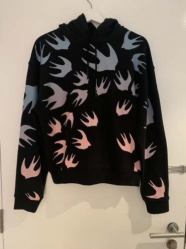 Felpa con cappuccio nera rara McQ Alexander McQueen taglia media stampa a rondine multicolore.