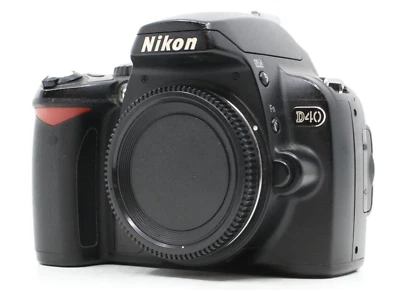 Nikon D40 6.1MP Digital SLR Camera Black (Body only) - Image 1 of 4