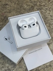 Apple AirPods Generation 3 with MagSafe Charging Case New - Picture 1 of 2