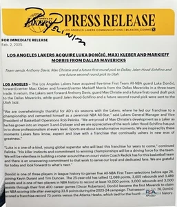Rob Pelinka Signed 8x10 Photo Lakers Luka Doncic Trade Press Release PSA/DNA COA - Picture 1 of 3
