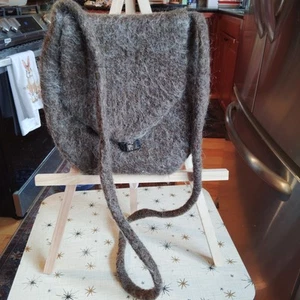 Felted BROWN Wool Handmade SHOULDER Bag 8 X 9 X 2 - Picture 1 of 4