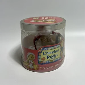 1999 "" Neu in Verpackung"" Enesco # 738638 Cherished Teddies ""VAL"" Figur & Uhr Set - Bild 1 von 6